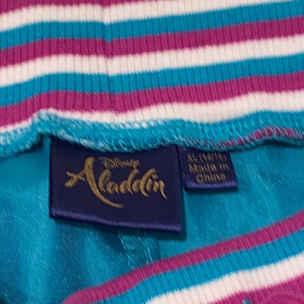 Disney Aladdin Pants - Picture 5 of 6